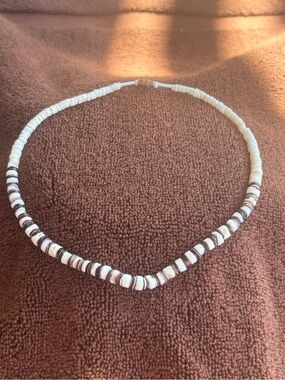 Vintage Puka Shell Necklace/Choker